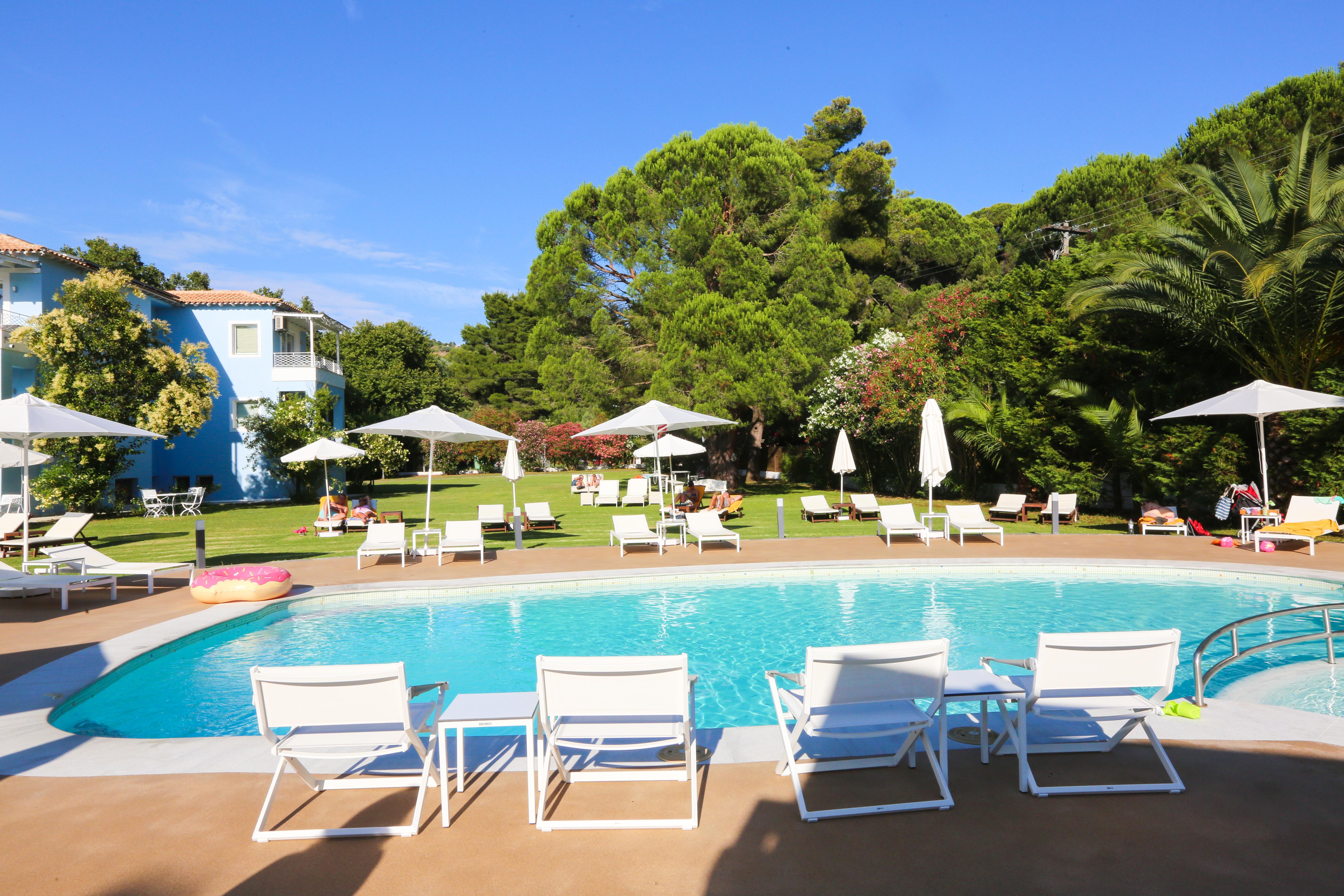 Mandraki Village Boutique Hotel 쿠쿠나리에스 외부 사진