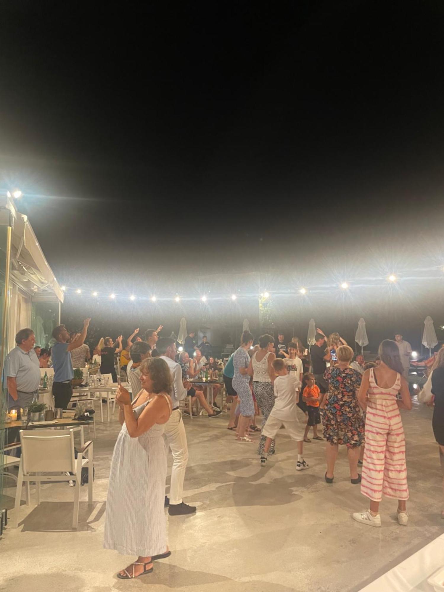 Mandraki Village Boutique Hotel 쿠쿠나리에스 외부 사진